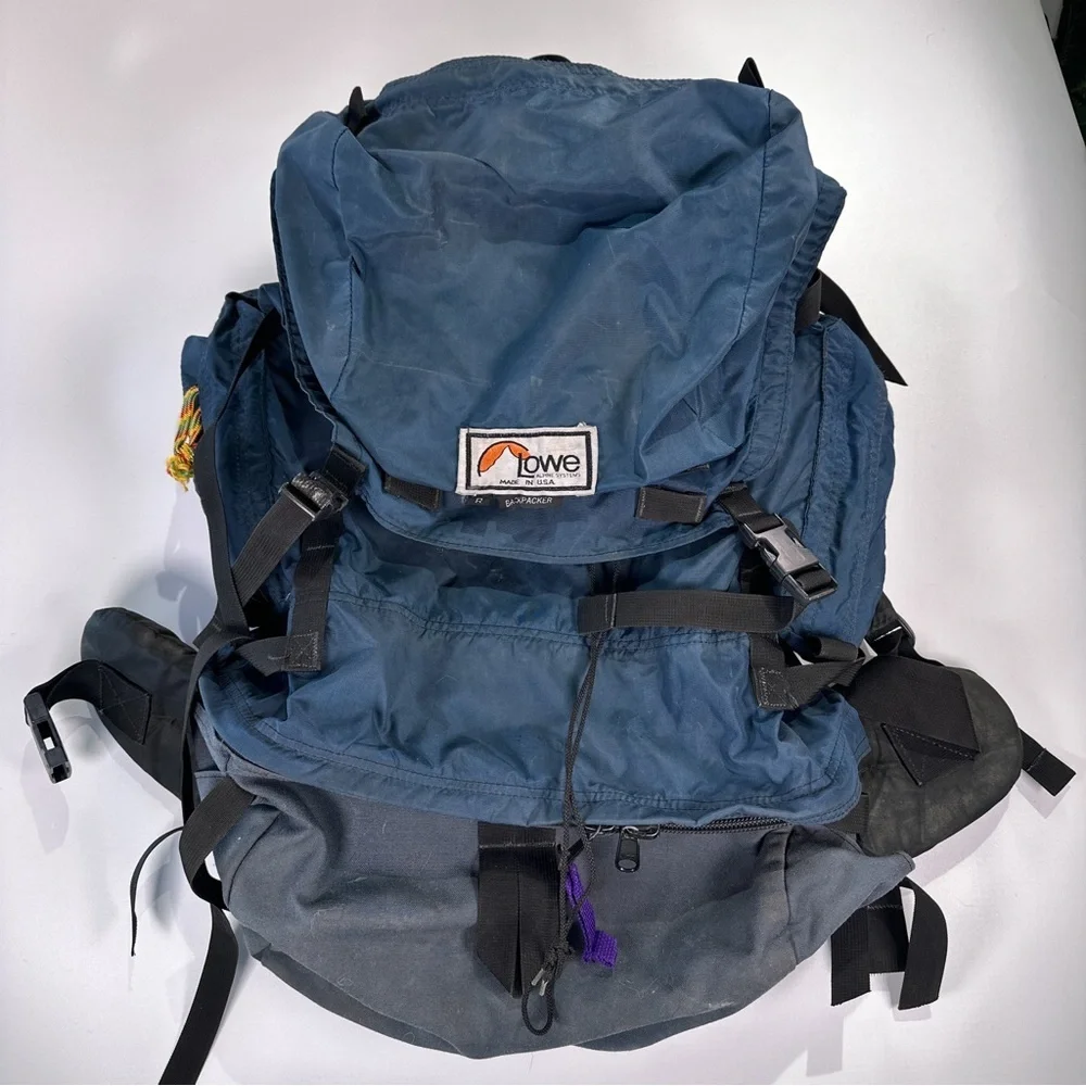 Lowe Alpine Unisex Vintage Internal Frame Backpack R
